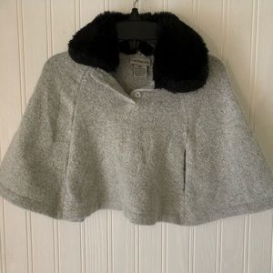 Calvin Klein Jeans 12M baby girls poncho sweater